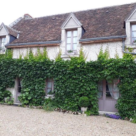 Nouans-les-Fontaines La Levriere B&B 외부 사진